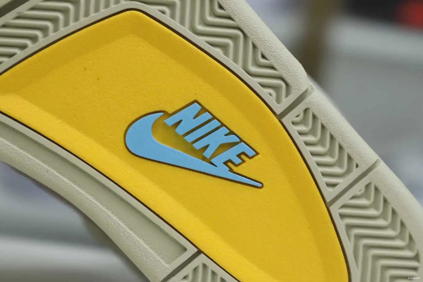 RETRO 'TAUPE Kimikick LA UNION X AIR HAZE' 4 JORDAN 0519